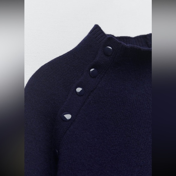 Women Zara Merino Wool Buttoned Sweater Size Large - Picture 9 of 11